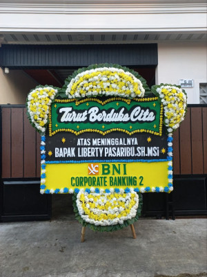 Papan Bunga Duka di Cawang