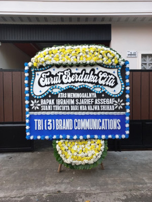 Papan Bunga Duka di Cawang